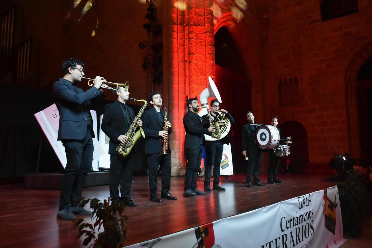 Galería | Así ha sido la gala de la Diputación de Cáceres de Certámenes Literarios 2026