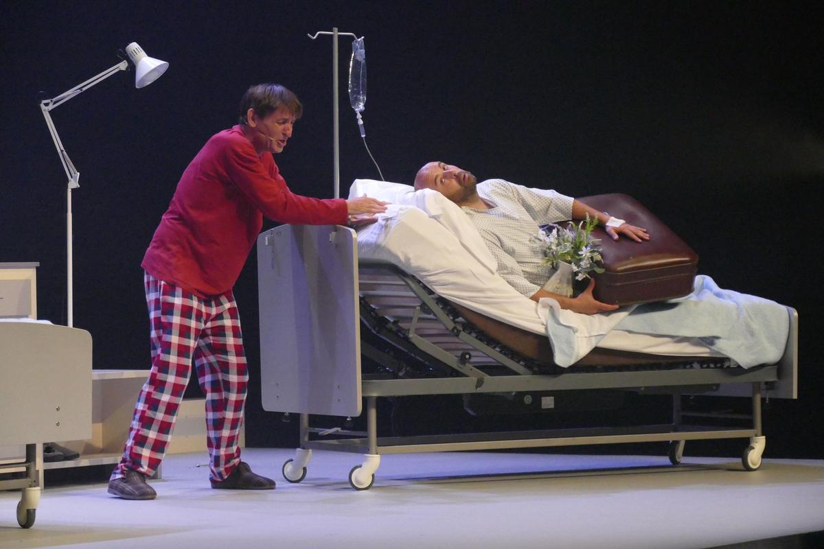 EN IMATGES | Albert Pla i Peyu omplen de rialles el Teatre Municipal El Jardí de Figueres amb 'Hamlet'