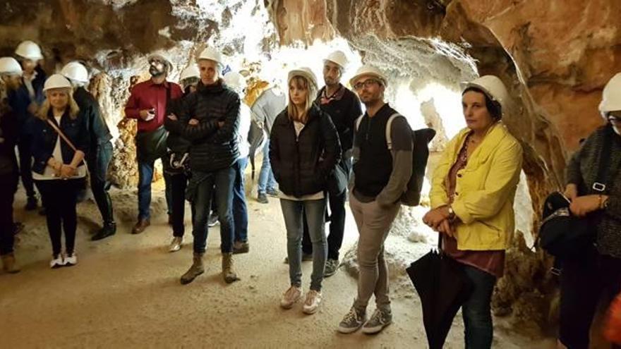 Els participants al programa van visitar la Muntanya de Sal de Cardona