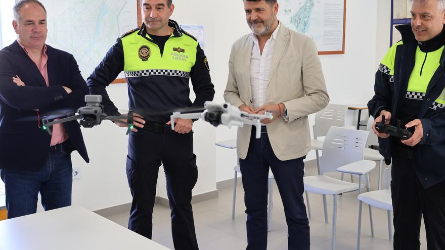 El despliegue de seguridad por Santa Faz en Alicante: vallas antiterroristas, unidad canina y drones