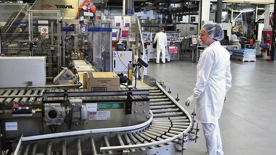 Nestlé decide exportar leche condensada desde Pontecesures hacia Oriente  Medio - Faro de Vigo