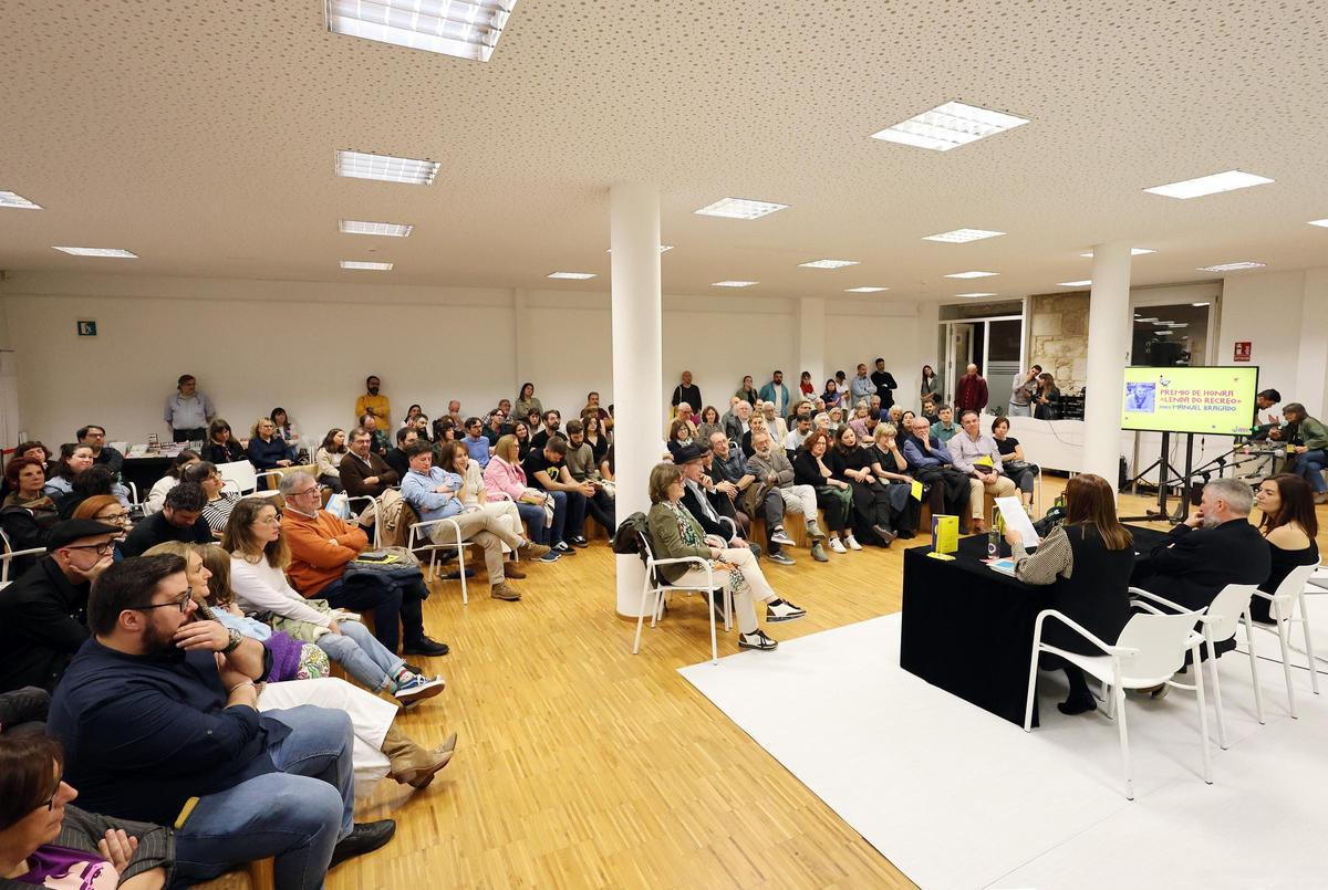 Homenaje a Manuel Bragado, el «padre literario» y editor impecable, durante el Hematofesti