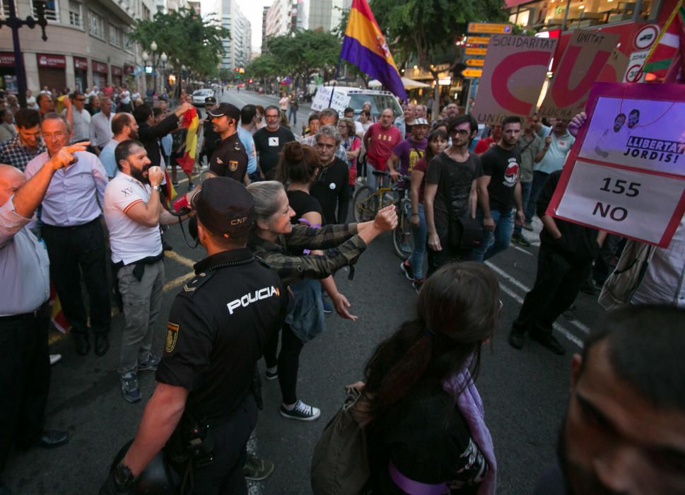 Tensión en el centro de Alicante por la independencia de Cataluña