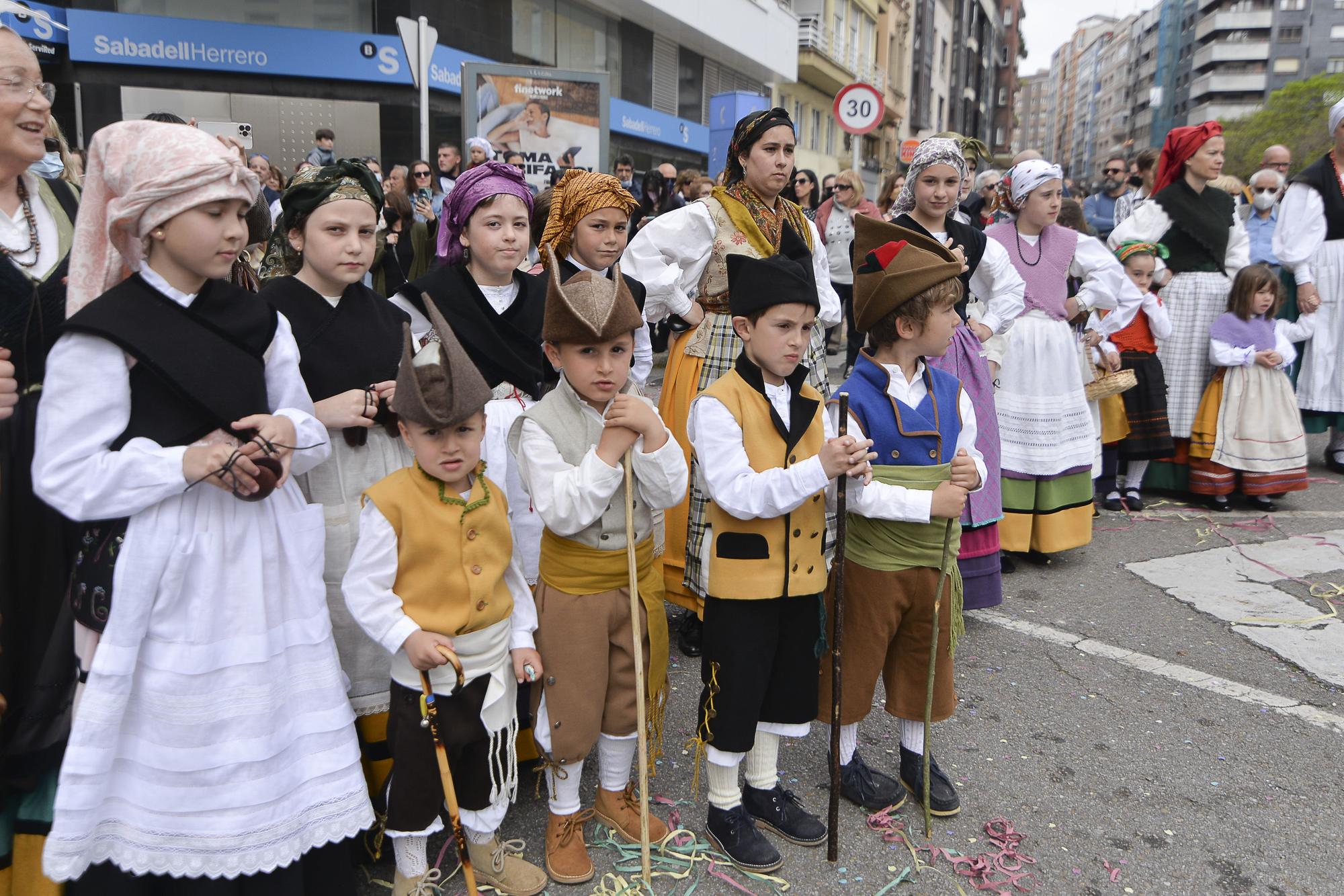 Inicio de las fiestas del Bollo de Avilés