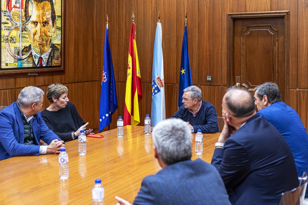Reunión con el presidente de la Deputación de Ourense, Luis Menor.