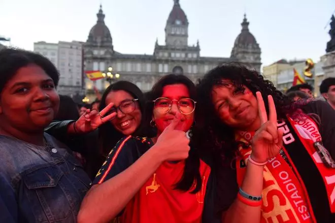 Aficionados de España en A Coruña viven la final del Mundial en María Pita