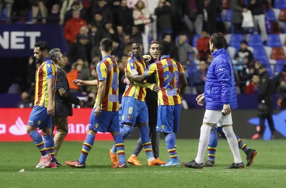 El vestuario del Levante UD es una piña