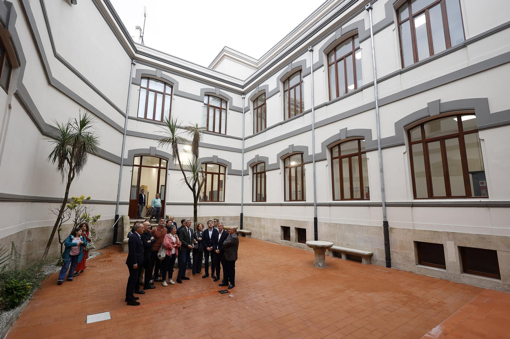 Así lucen tras la reforma dos históricos centros de la educación de vanguardia de Pontevedra