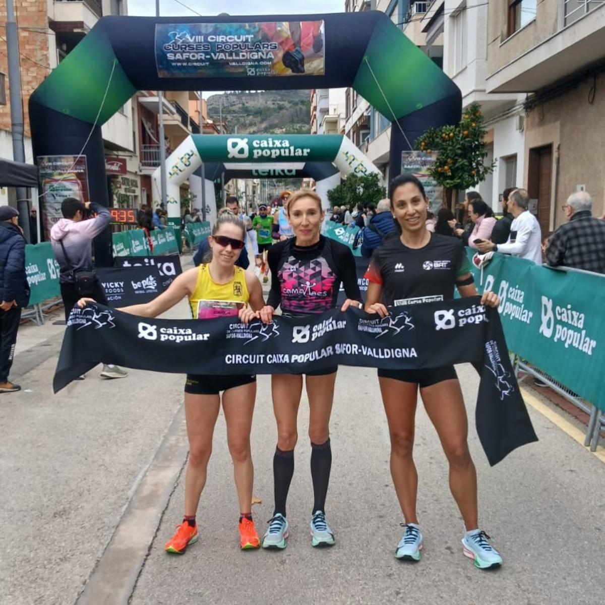 Las tres primeras clasificadas en el Real de Gandia