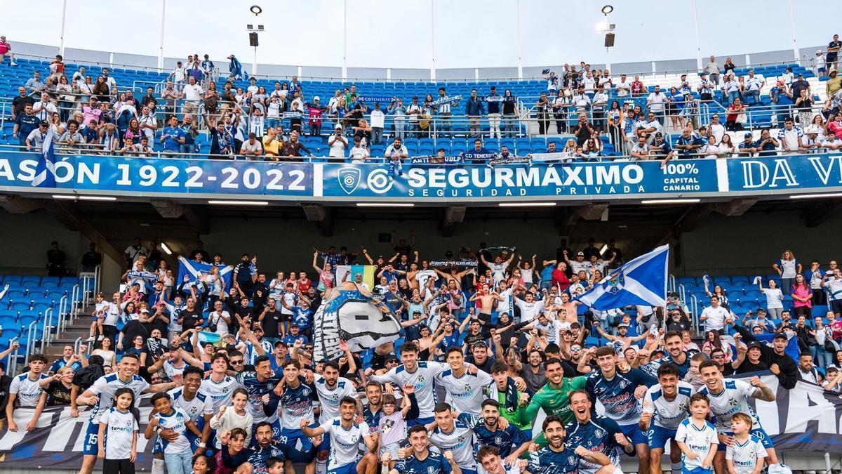 Así será el desplazamiento masivo de la afición del CD Tenerife a Ponferrada: aviones, horarios, hoteles...