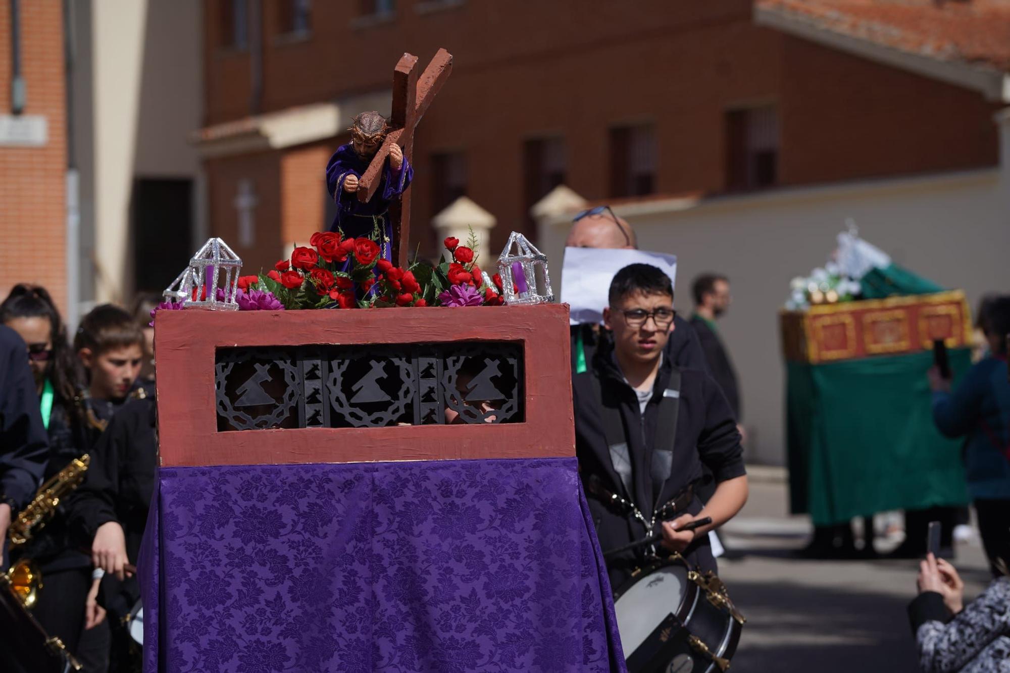 GALERÍA | La Semana Santa de Zamora se adelanta con esta procesión de escolares