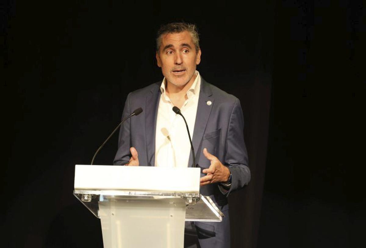 Recuerdo a 50 médicos que marcaron la sanidad pitiusa