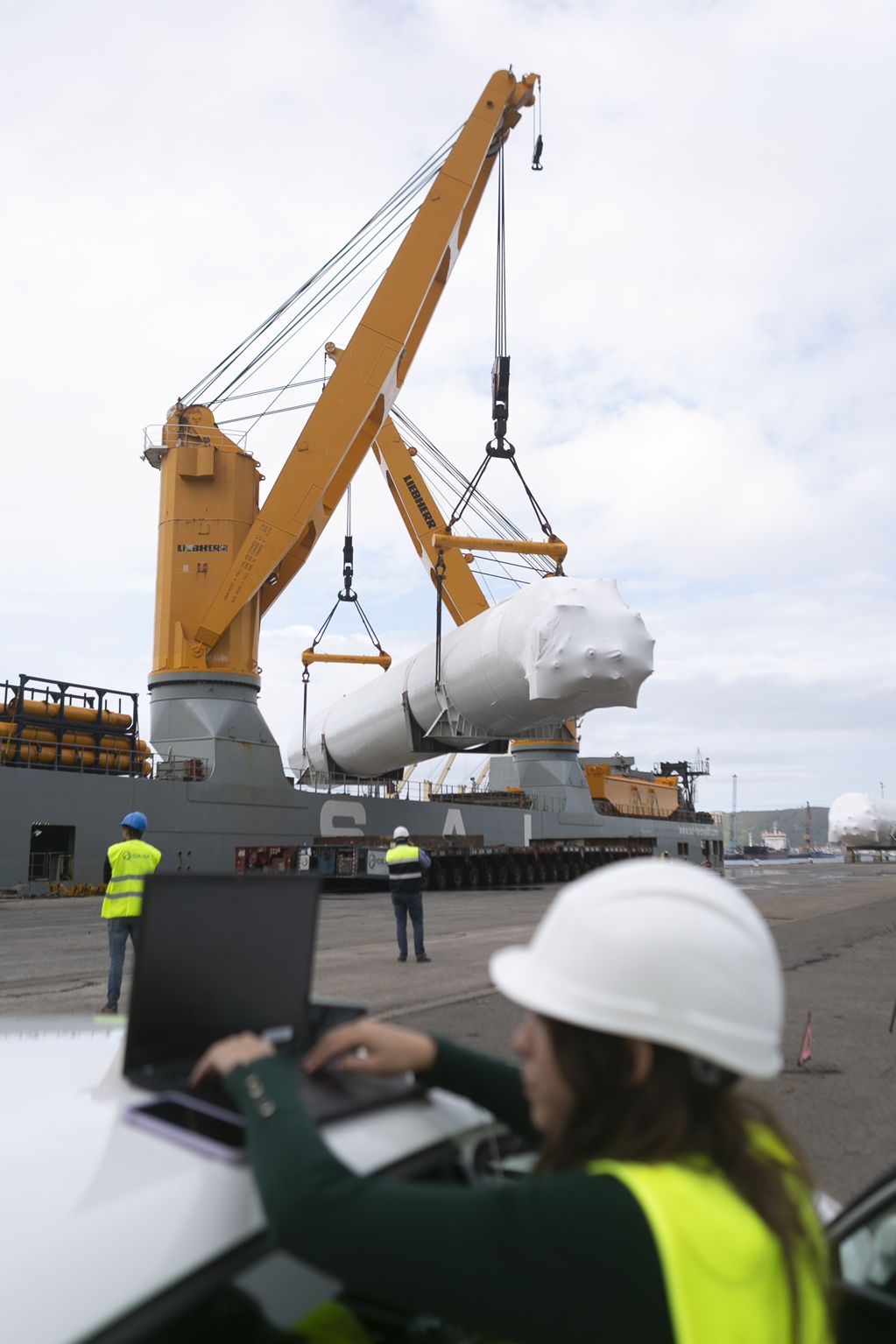 EN IMÁGENES: Idesa expide cuatro tanques para la mayor terminal española de gas para buques, en Algeciras