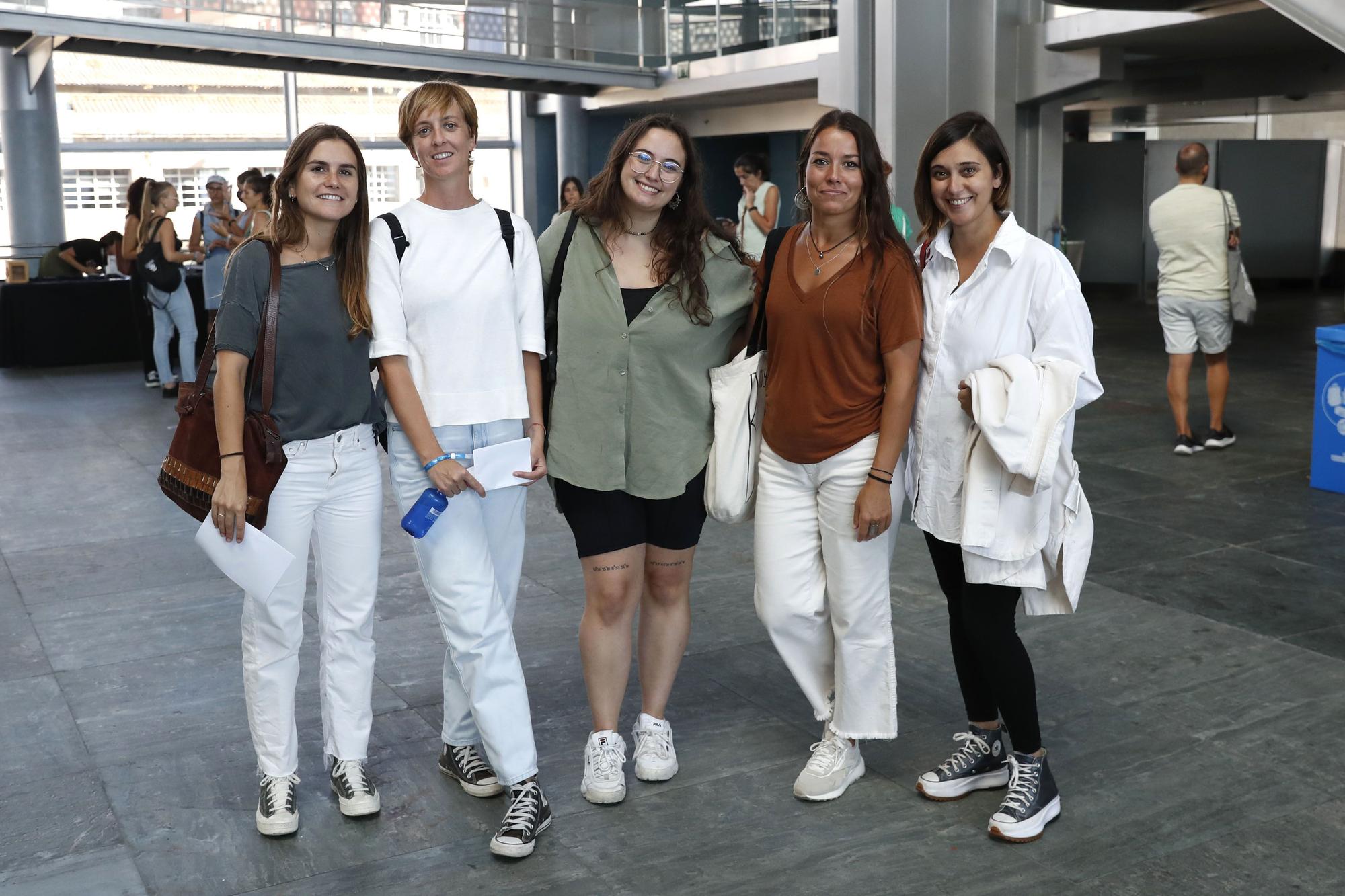 Asistentes al foro llegan al Auditorio Mar de Vigo