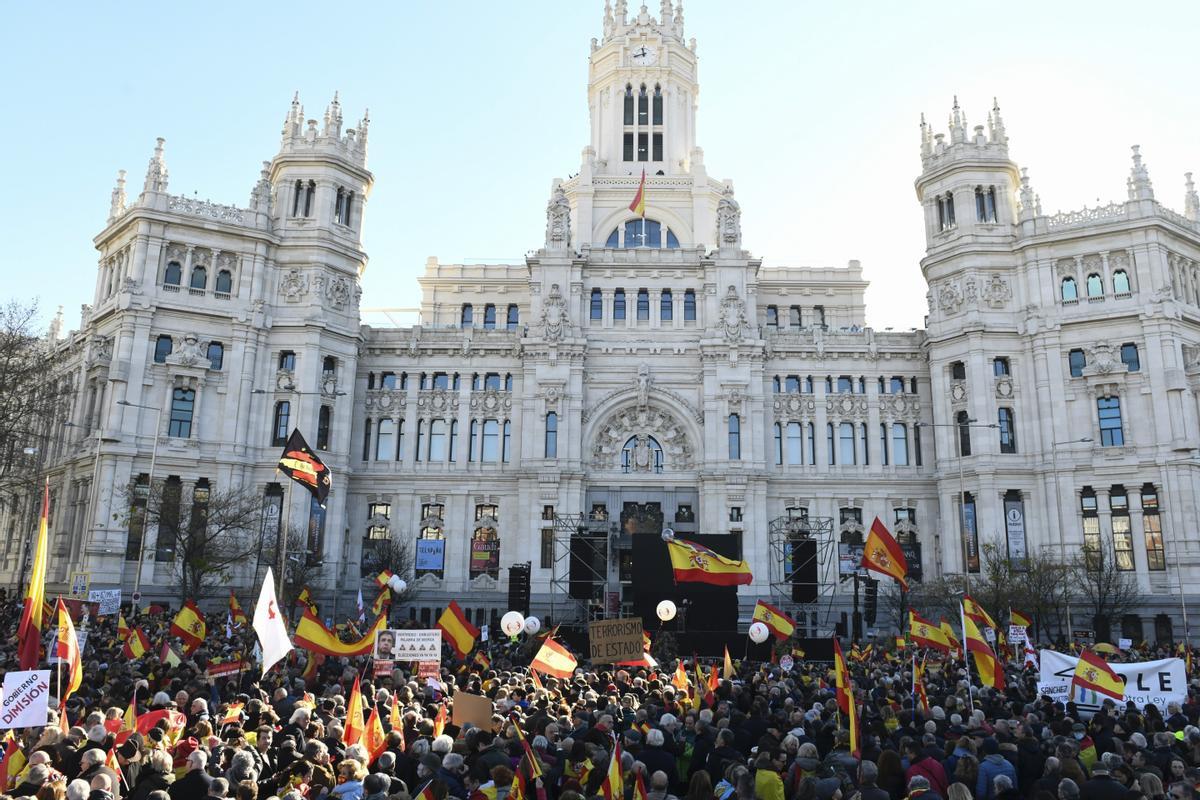 Manifestación en Madrid contra la política de Pedro Sánchez