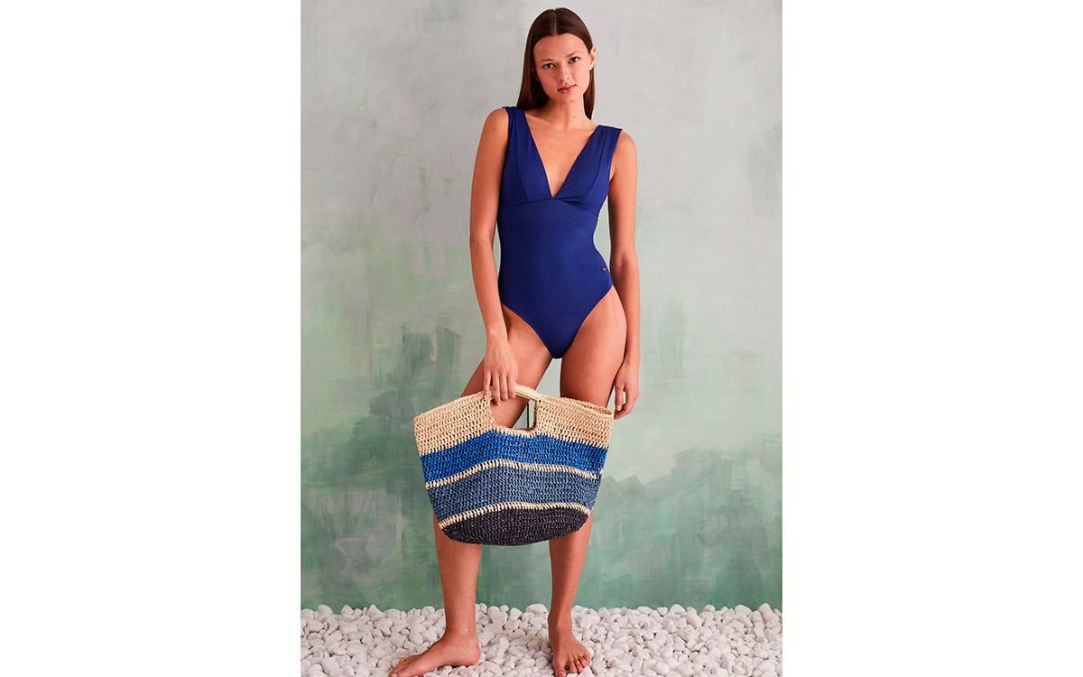 Bañador moldeador de Women'Secret.