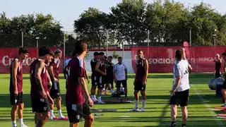 La agencia de Jordán plantea a la AFE denunciar al Sevilla por apartar al jugador y el club se muestra muy tranquilo: "Tiene todas las instalaciones a su disposición"