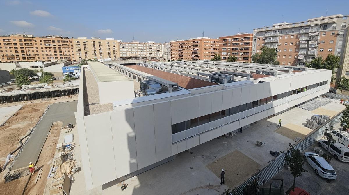 El nuevo colegio de Malilla sigue en obras.
