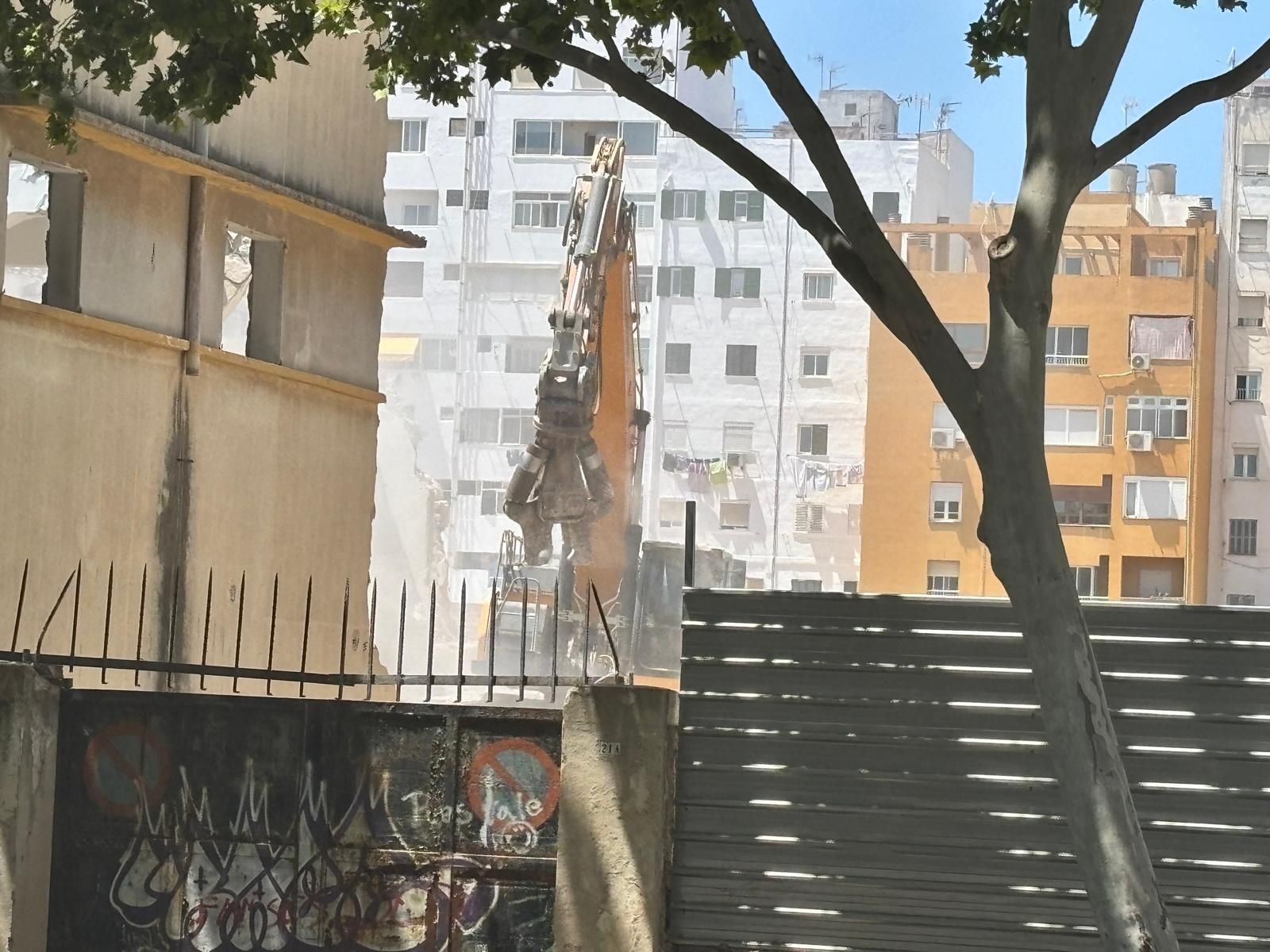 FOTOS | Empiezan las obras para construir 200 pisos en el antiguo cuartel de Son Simonet en Palma