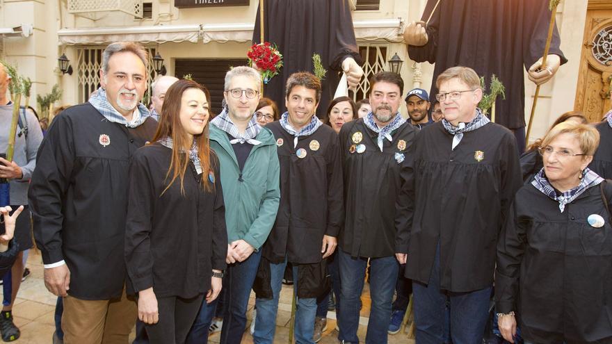 Las autoridades arropan a la Santa Faz