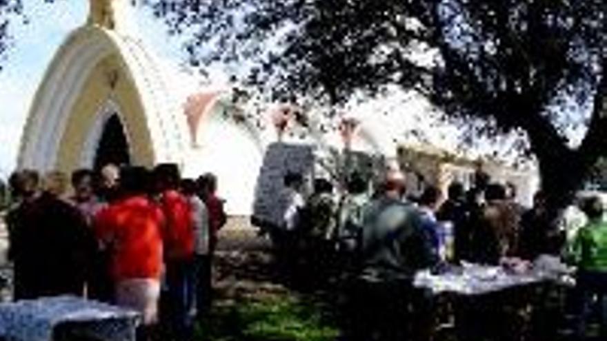 CONVIVENCIA DE MUJERES RURALES EN LA ERMITA DE LA VIRGEN DE LA VEGA