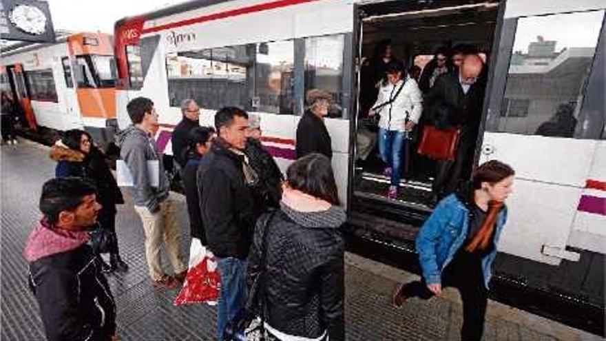 Vaga en solidaritat amb els revisors de tren