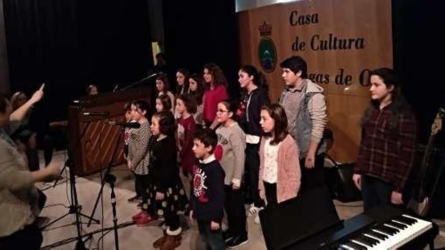 Concierto de Navidad de la Escuela de Música de Cangas de Onís.