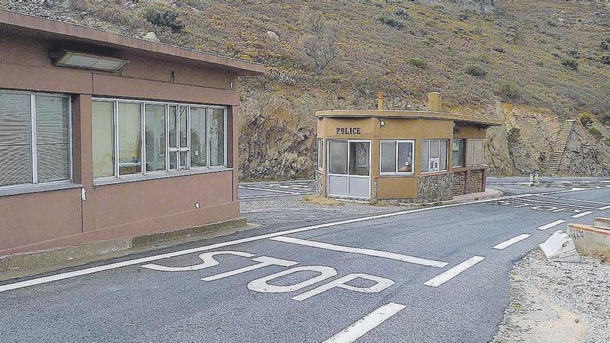 L'entrada a Portbou des de França. CONXI MOLONS