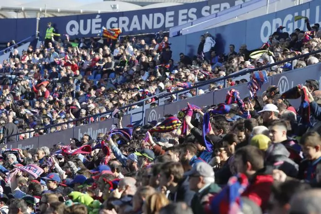 Las mejores fotos del Levante UD - Granada CF