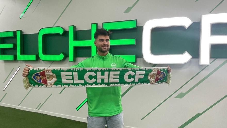 Arnau Puigmal, nuevo jugador del Elche CF