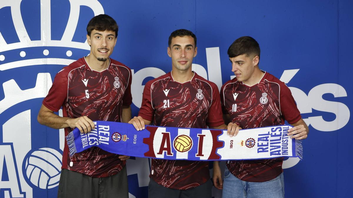Por la izquierda, Samu Mayo, Jon Sillero y Alex Neskes.