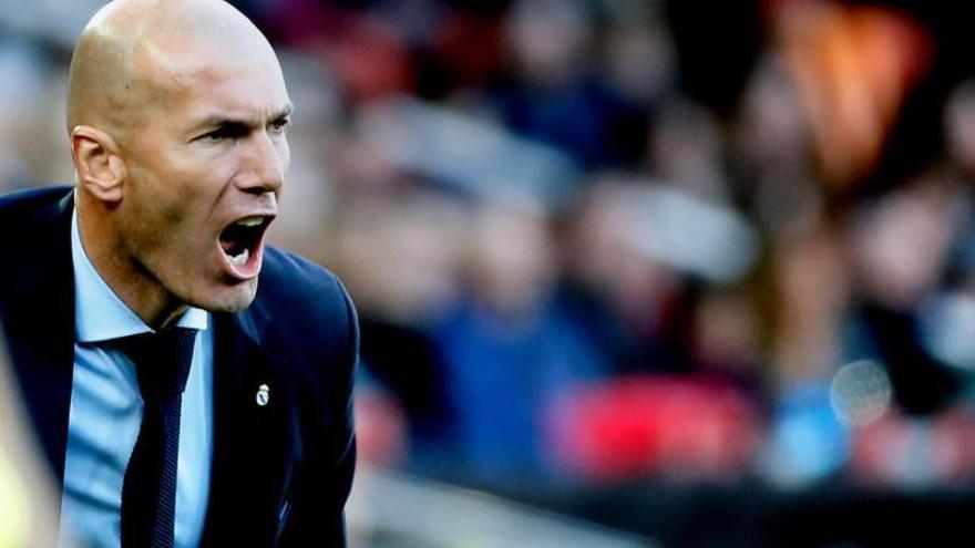 Zidane planea hasta siete cambios para Mestalla