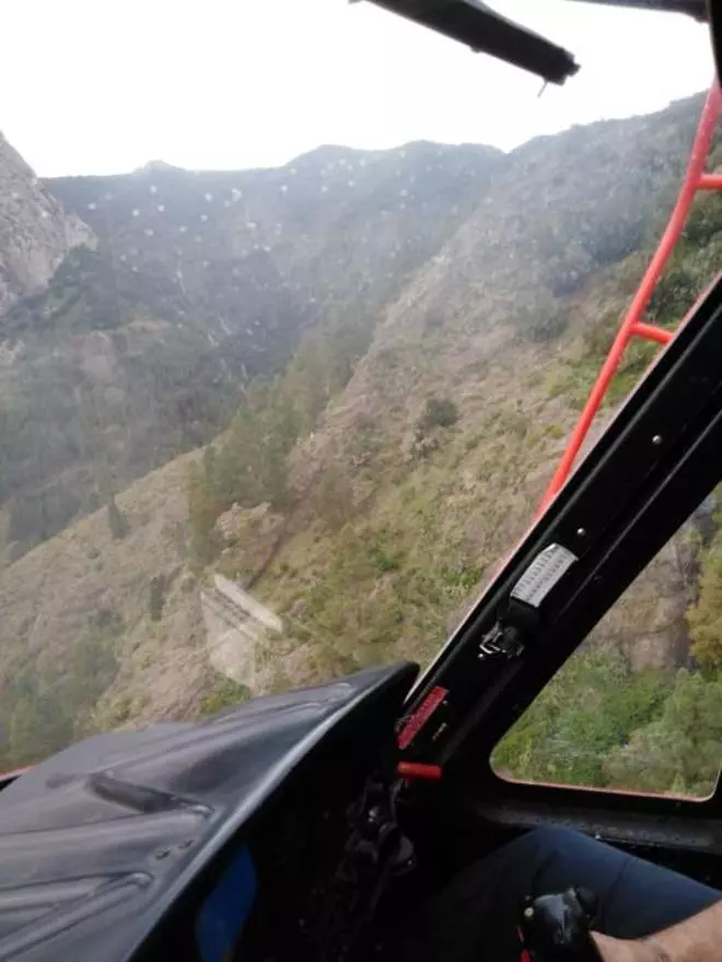 Rescatan en helicóptero a un senderista herido en La Gomera