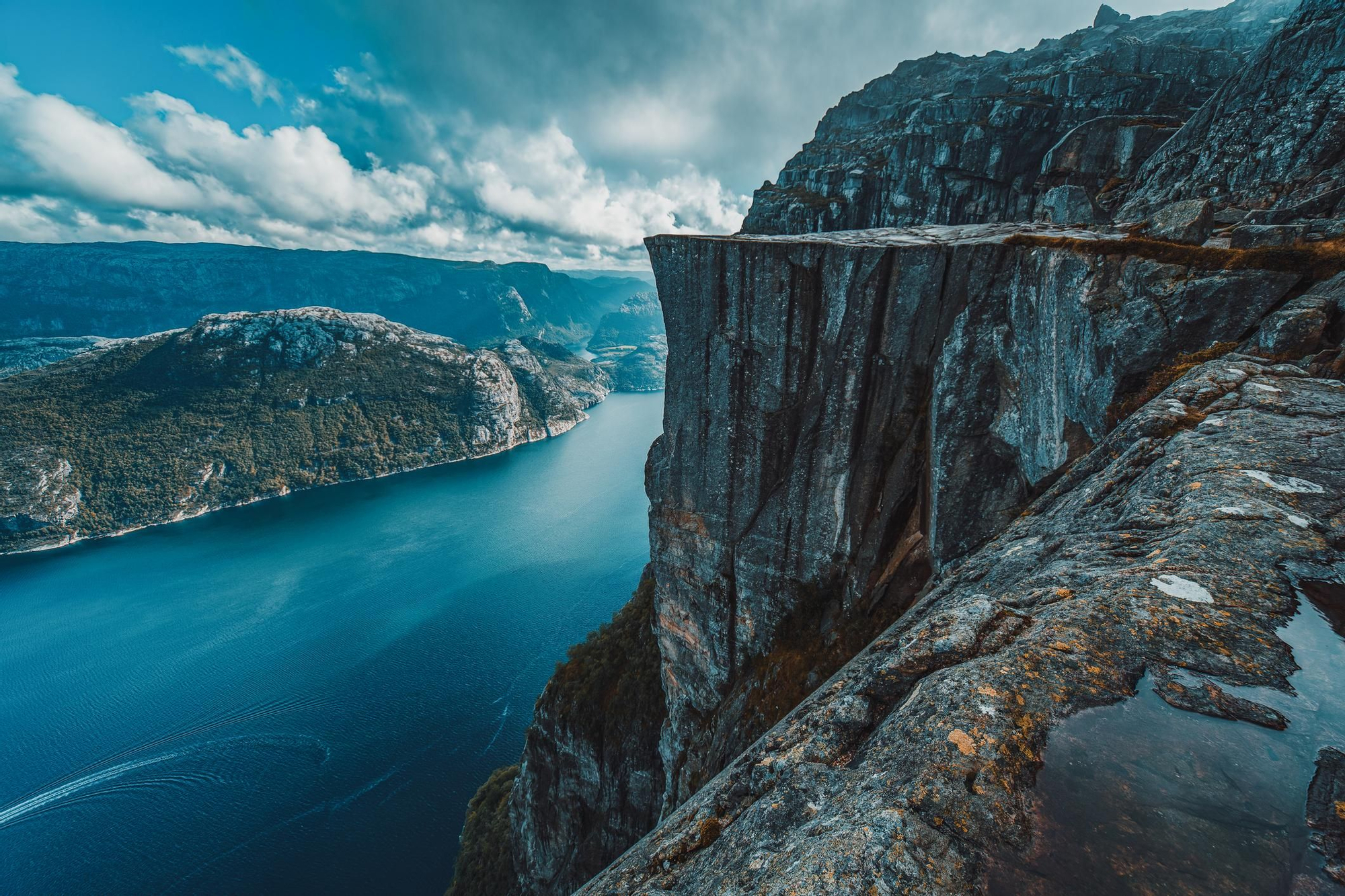 Vistas desde El Púlpito en Noruega