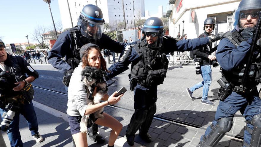 Niça ha estat una de les ciutats on hi ha hagut protestes aquest dissabte.