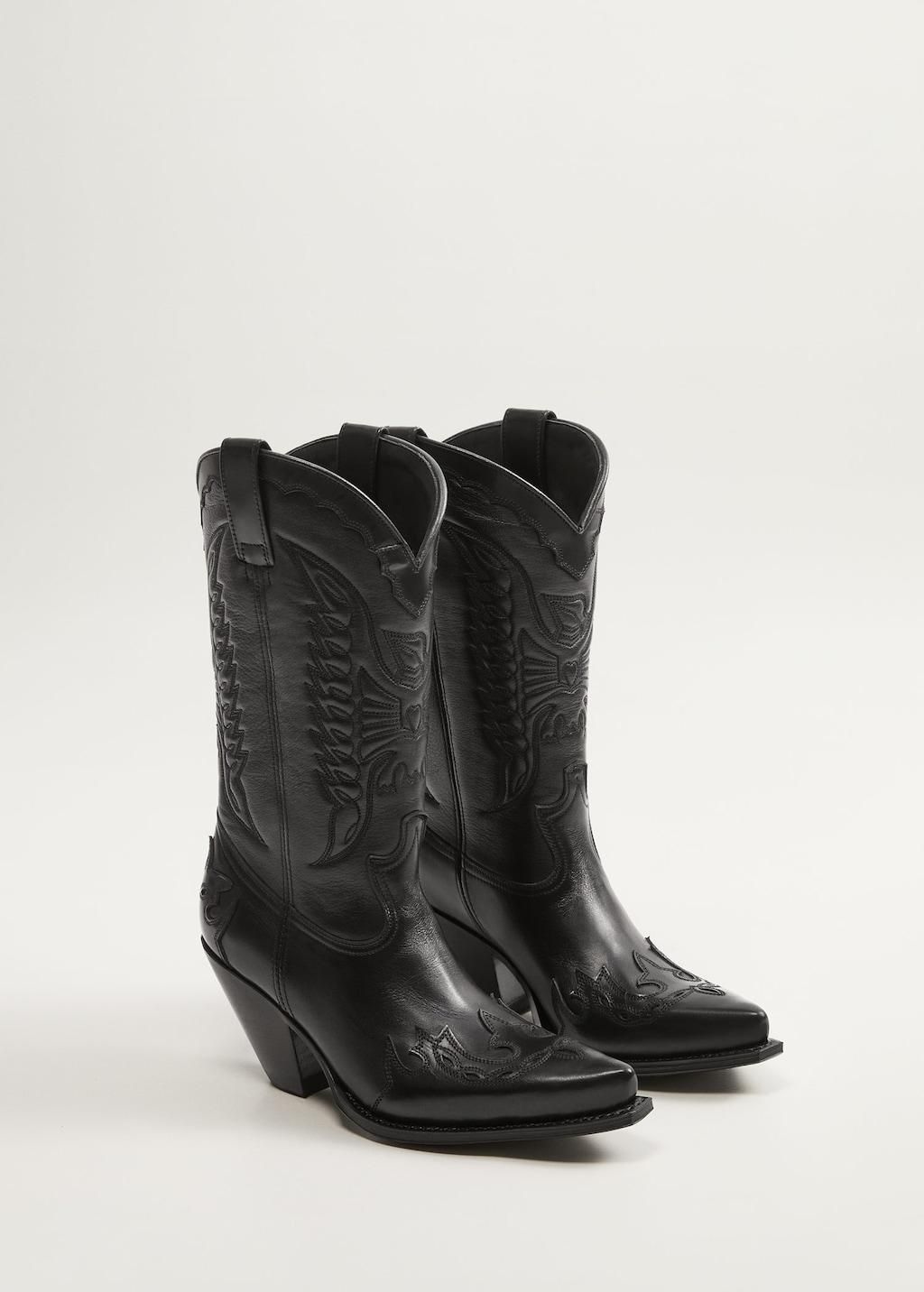 Botas cowboy negras de las rebajas de Mango