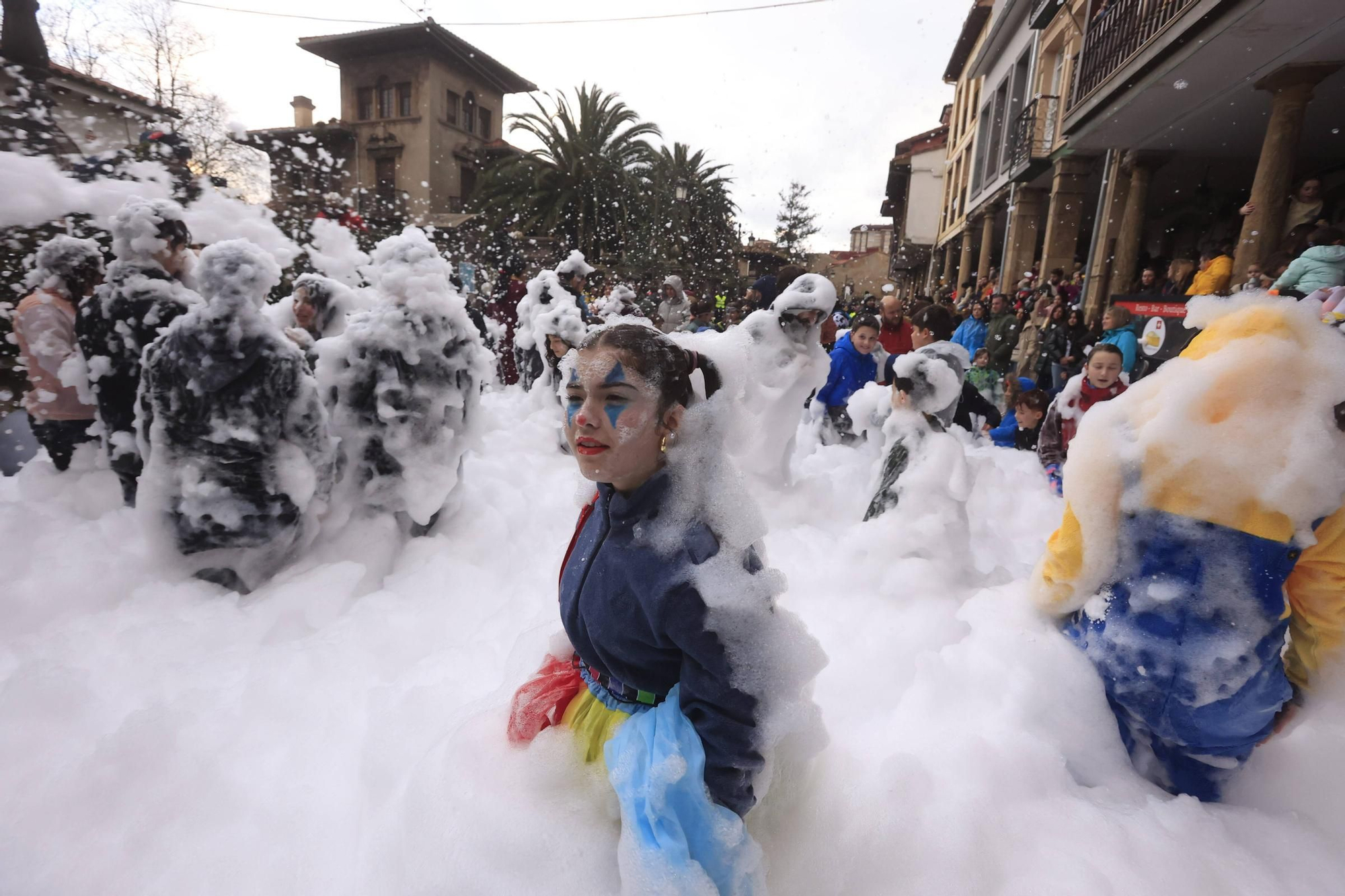 EN IMÁGENES: Así fue el espectacular 37.º Descenso de Galiana en el Antroxu de Avilés