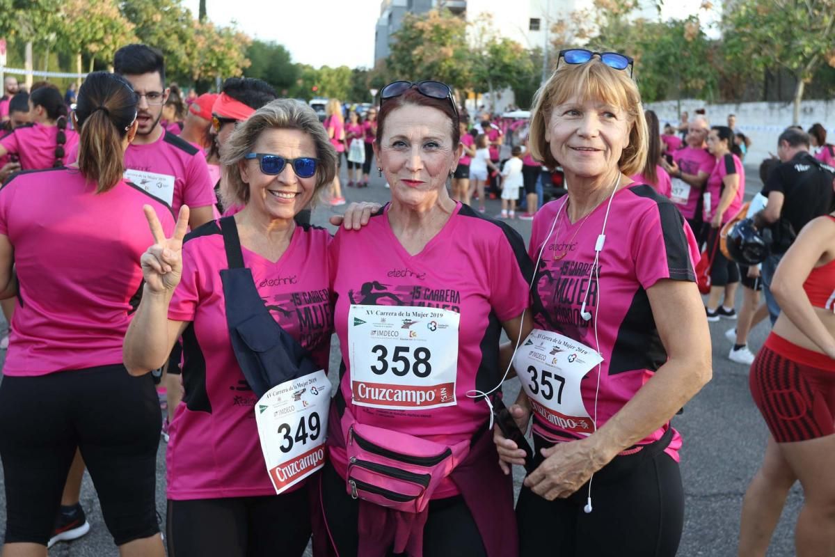 La marea rosa inunda las calles de Córdoba