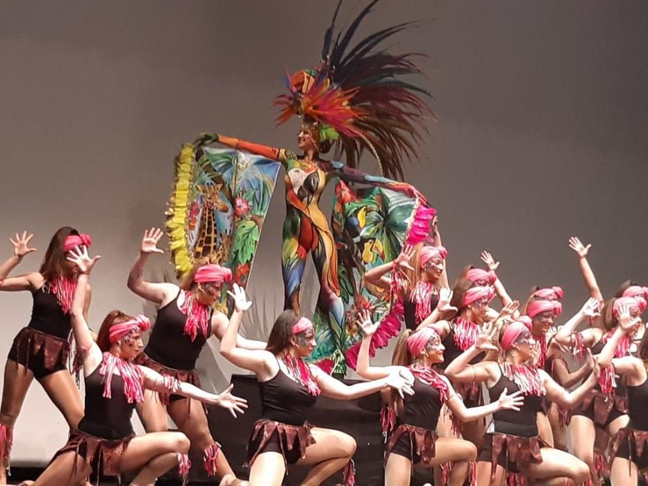 Concurso nacional de trajes de papel y maquillaje corporal del Carnaval de Águilas