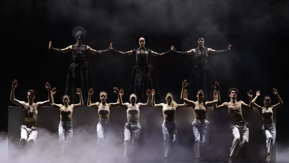 Qué hacer en Madrid esta semana: el ballet de Angelin Preljocaj, Matt Elliott en concierto, taller de cianotipia en familia...