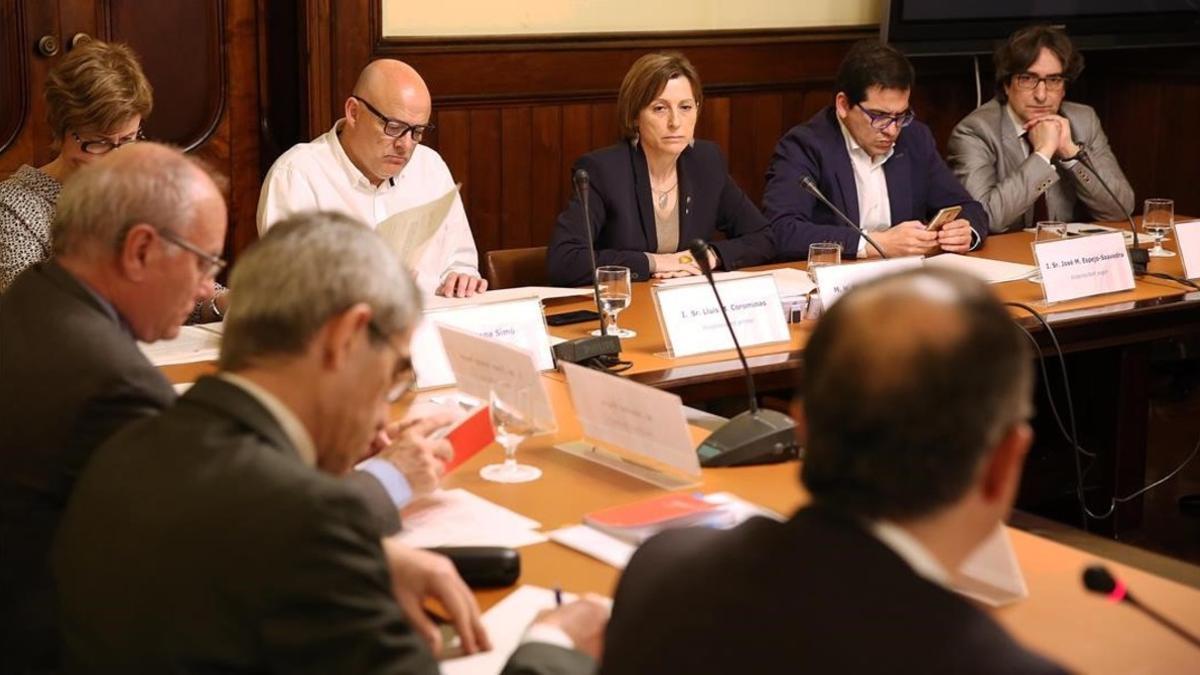 Reunión de la ponencia de la reforma del reglamento del Parlament