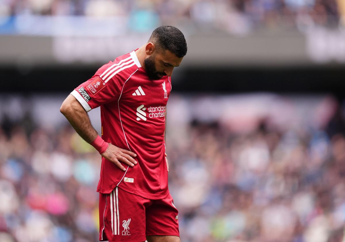 04 April 2026, United Kingdom, Manchester: Liverpool's Mohamed Salah reacts during the English FA Cup quarter-final soccer match between Manchester City and Liverpool at the Etihad Stadium. Photo: Mike Egerton/PA Wire/dpa 04/04/2026 ONLY FOR USE IN SPAIN. Mike Egerton/PA Wire/dpa;soccer;football;sports;England FA Cup - Manchester City vs Liverpool;