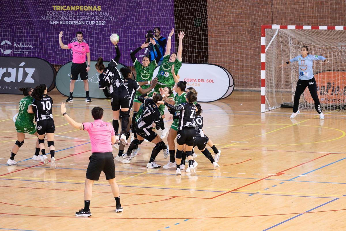 Imagen de un partido reciente de las 'panteras' en Carrnaque.