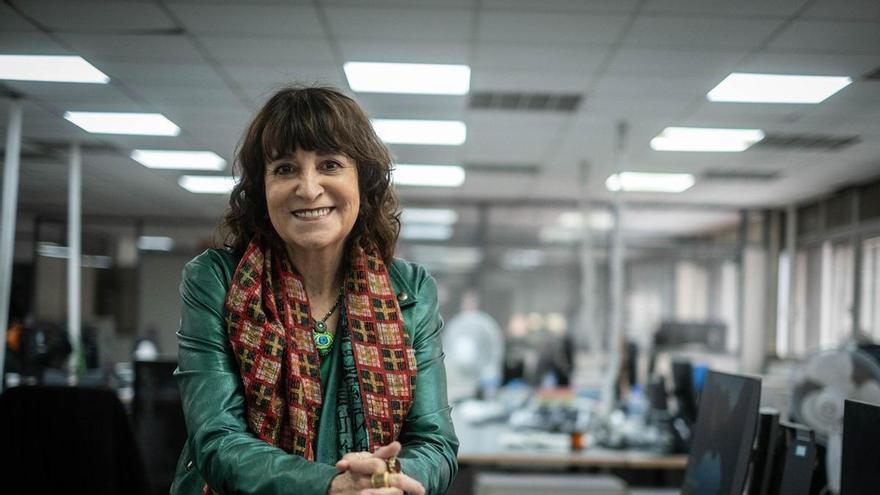 La escritora Rosa Montero: &quot;Hay que aspirar a hacer buena literatura con el periodismo escrito&quot;