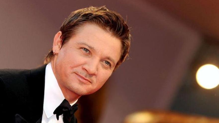 Jeremy Renner: "En 'El Legado de Bourne' no hay referencias a Matt Damon"