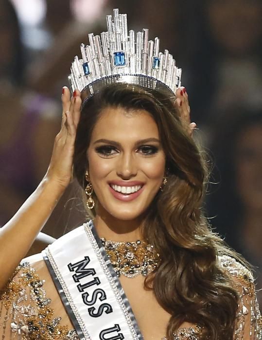 France wins 65th Miss Universe pageant