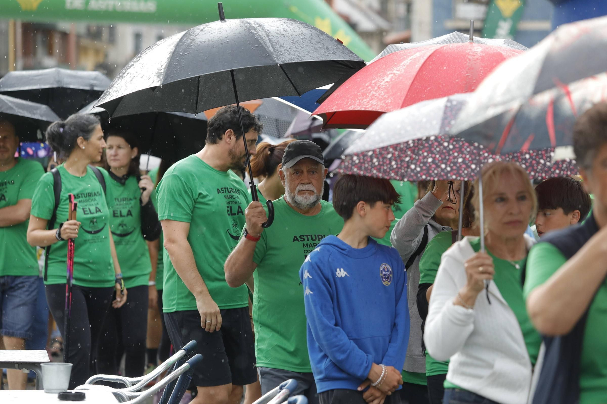 EN IMÁGENES: la Marcha contra el ELA en Avilés