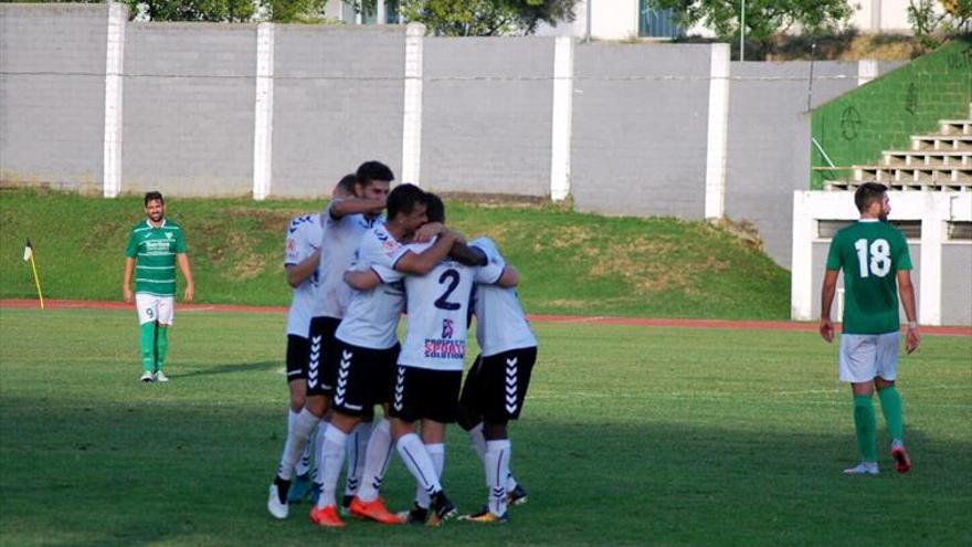 La UPP estudia consultar a su afición el horario de los partidos como local