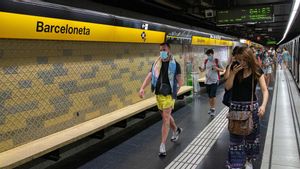 Linea 4 del metro estacion de la Barceloneta.