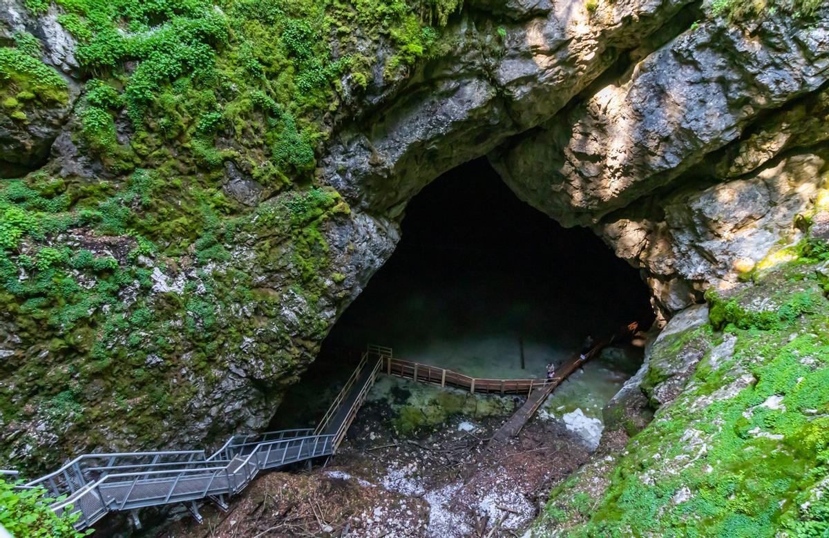 Una de las grandes cuevas de los montes Apuseni